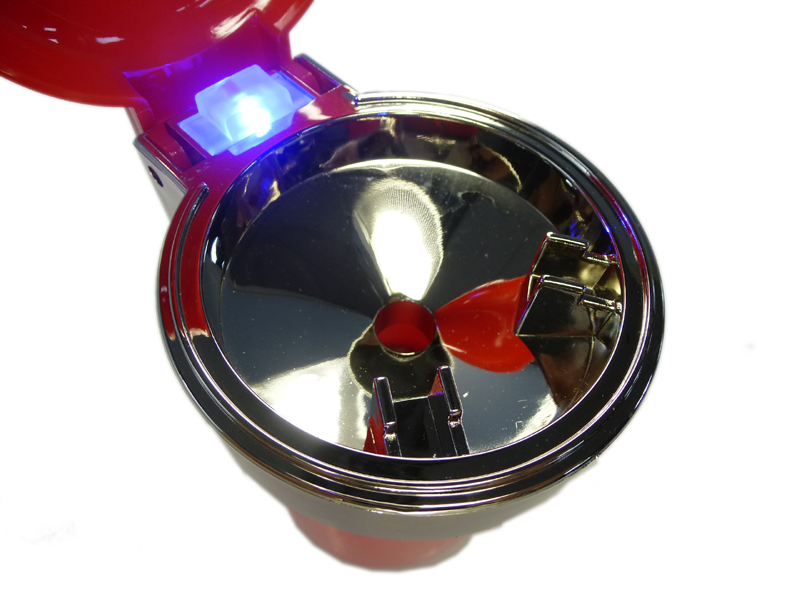 Aschenbecher mit LED und Deckel (3 Farben) - zum Schließen ins Bild klicken