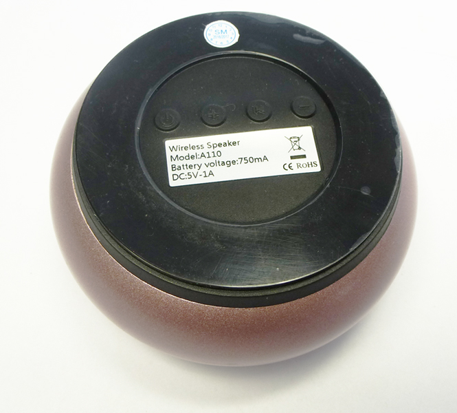 Bluetooth Mini Mobiler Lautsprecher UFO - zum Schließen ins Bild klicken